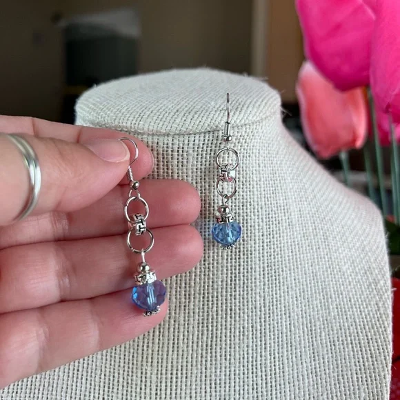 💙Handmade Earrings 💙 - Picture 4 of 9
